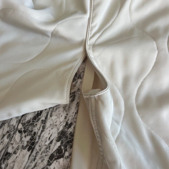 Armani Cream Quilted Jacket | Minimalist Elegant Outerwear | Size Medium - Picture 5 of 9